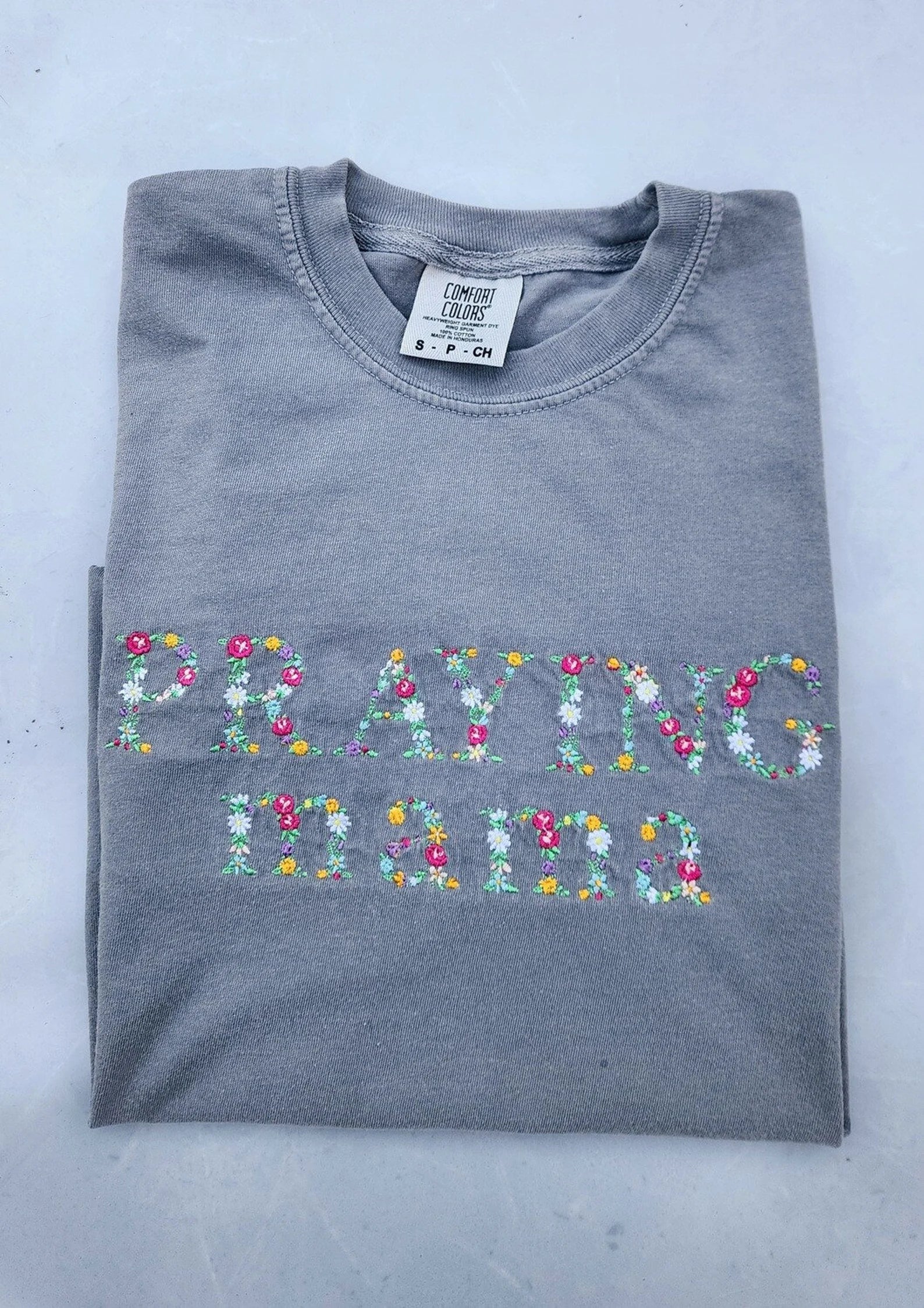 praying-mama-shirt